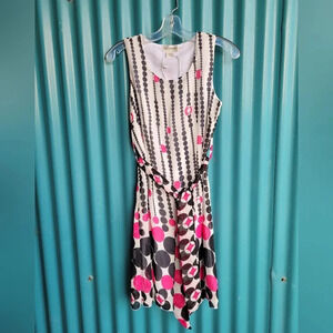 Compliments Dress Sleeveless White  Red Black Belt side zipper Size 8